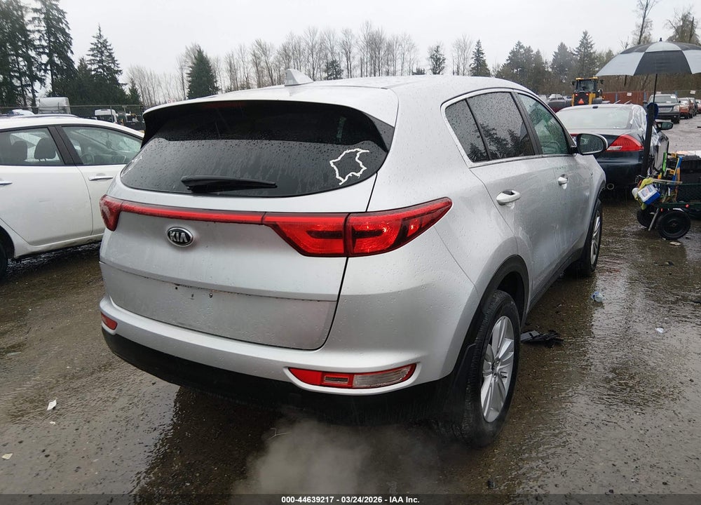 2018 KIA SPORTAGE LX VIN: KNDPMCAC0J7343509