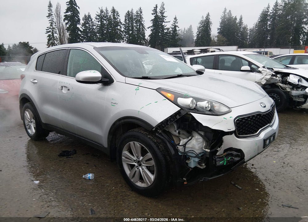 2018 KIA SPORTAGE LX VIN: KNDPMCAC0J7343509