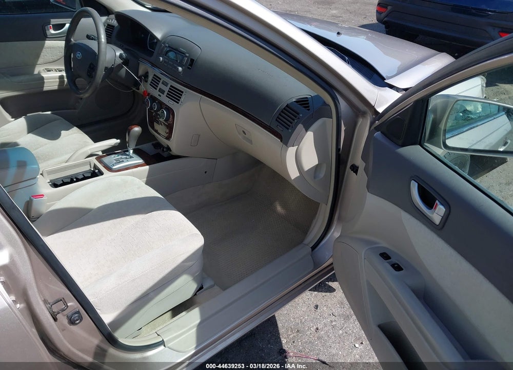 2007 HYUNDAI SONATA LIMITED/SE V6 VIN: 5NPEU46F57H207218
