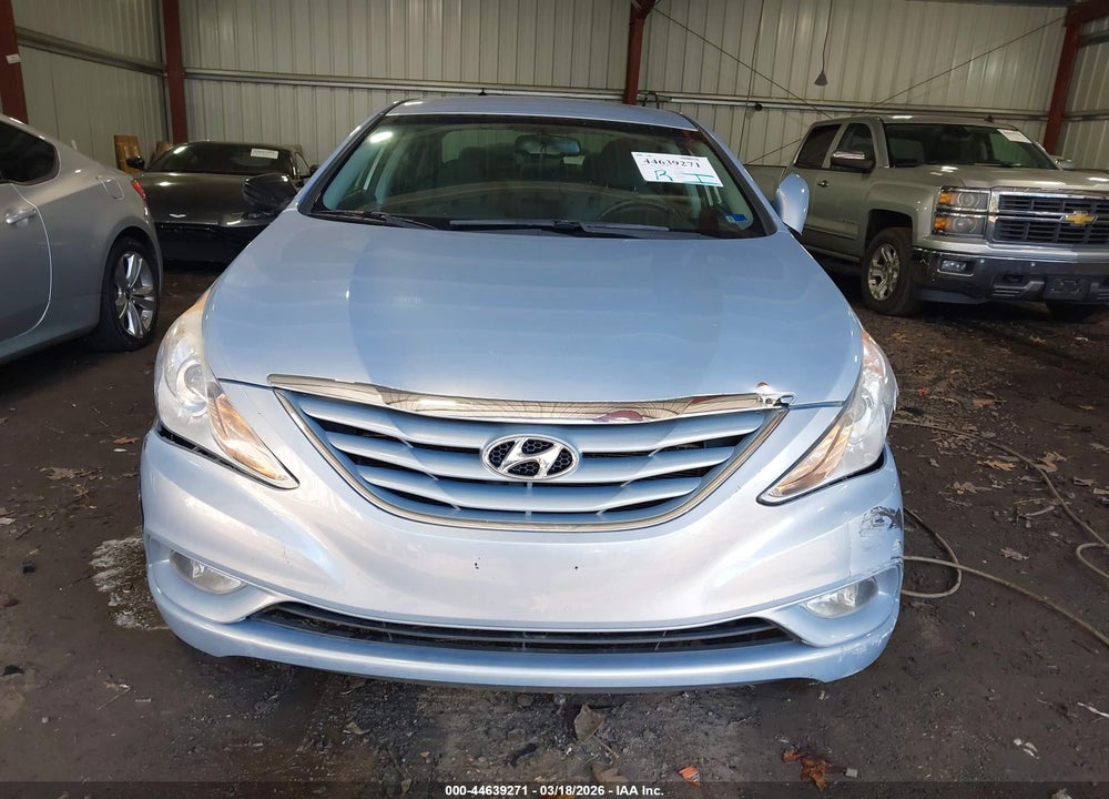 2013 HYUNDAI SONATA GLS VIN: 5NPEB4AC7DH686630