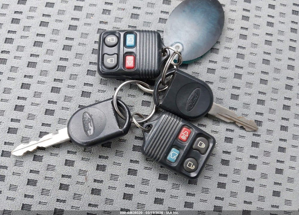 2006 FORD FOCUS ZX4 VIN: 1FAHP34N36W226809