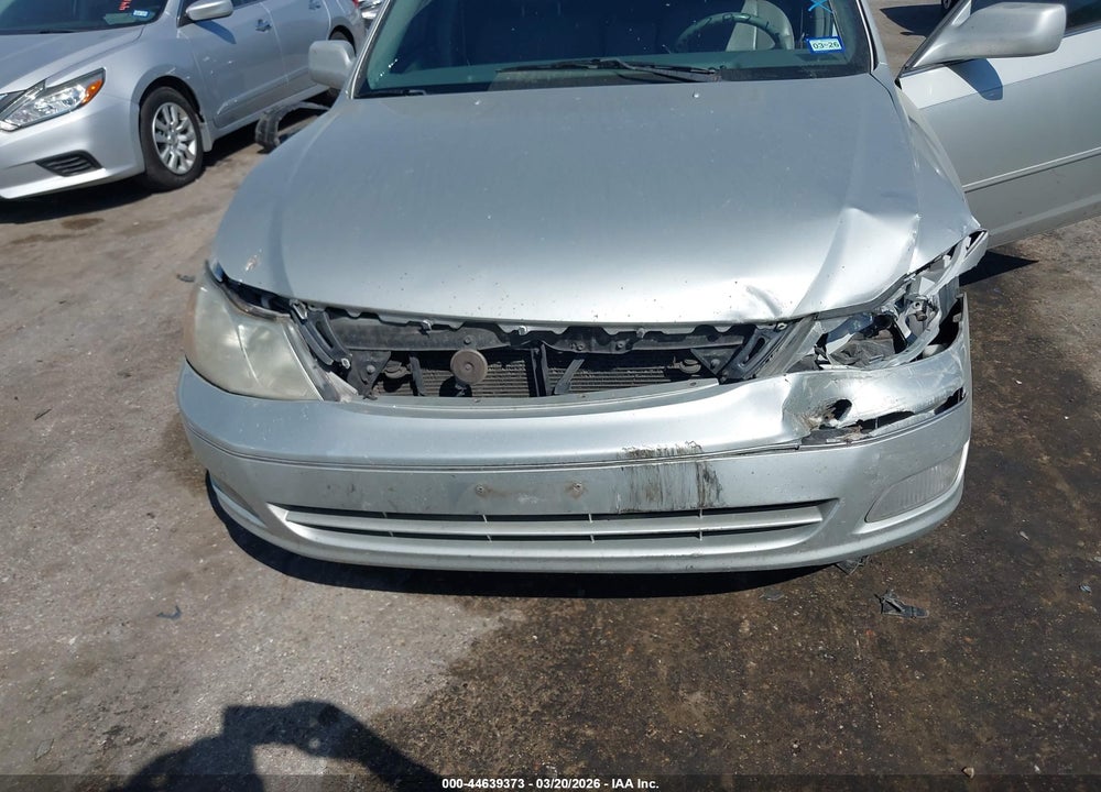 2001 TOYOTA AVALON XLS VIN: 4T1BF28B51U173026