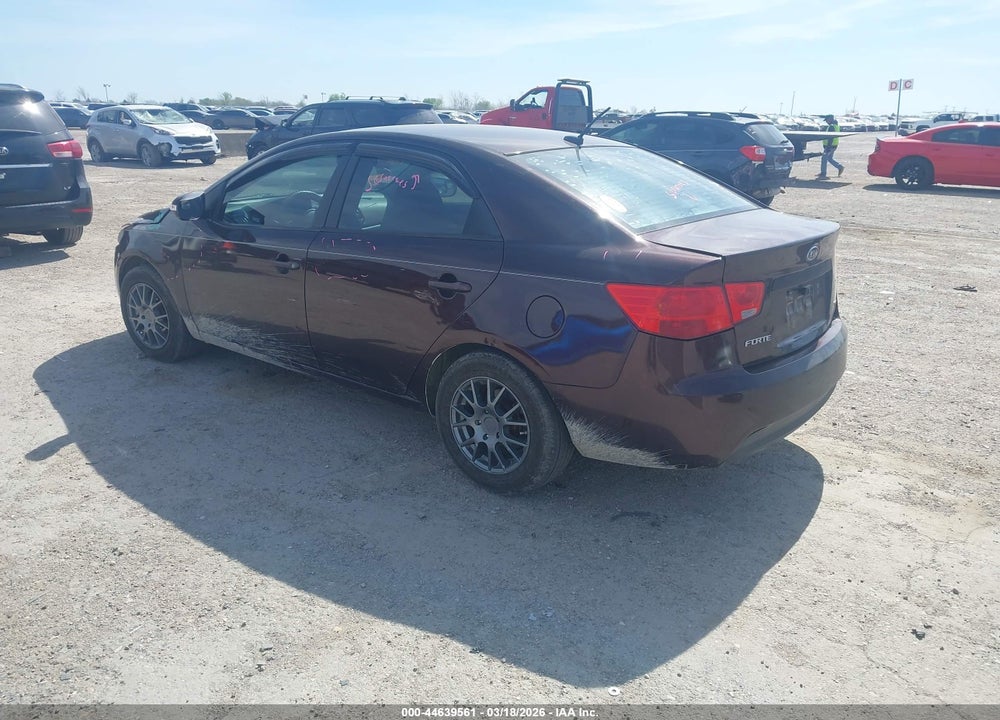 2010 KIA FORTE EX VIN: KNAFU4A2XA5850015