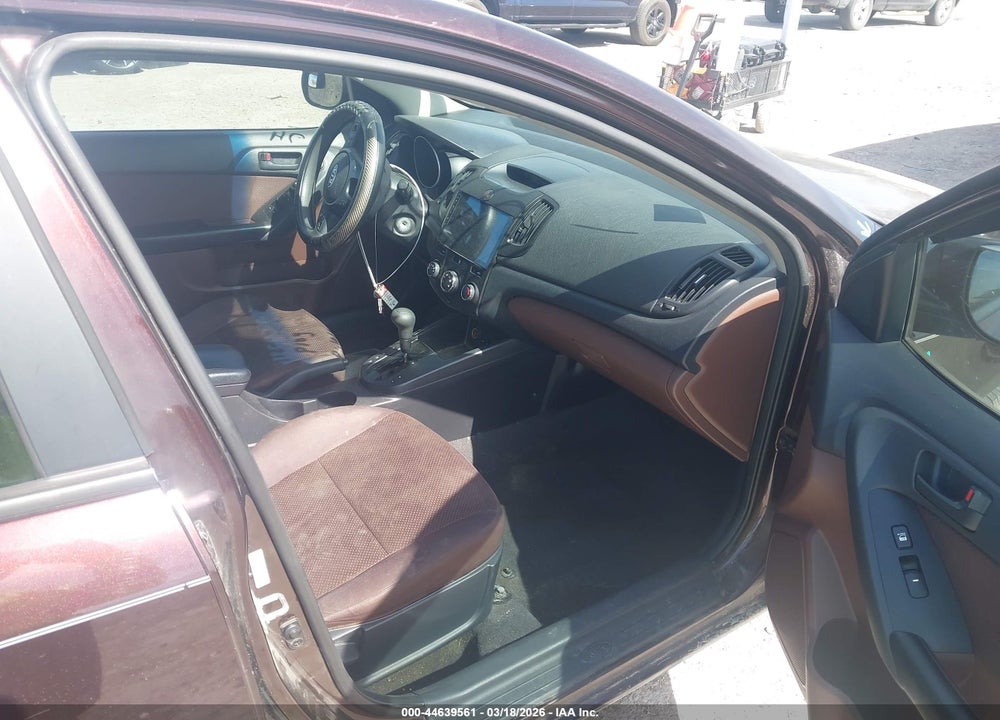 2010 KIA FORTE EX VIN: KNAFU4A2XA5850015