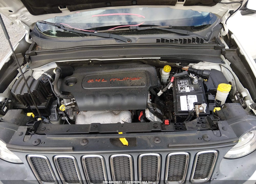 2015 JEEP RENEGADE LATITUDE VIN: ZACCJABT7FPB39228