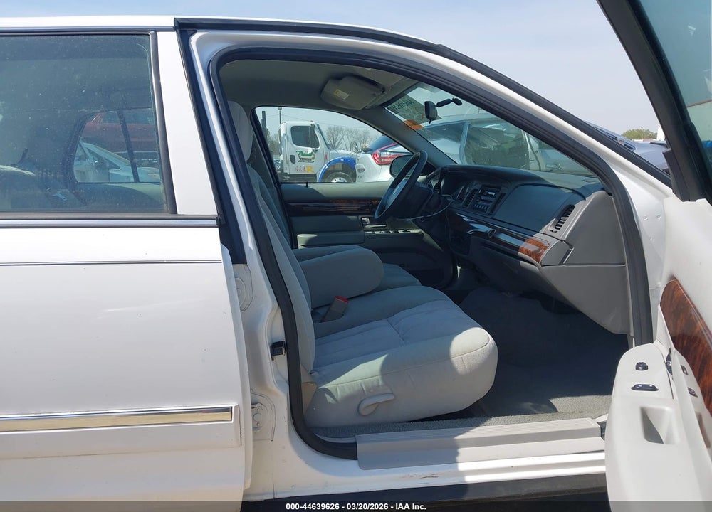 2005 MERCURY GRAND MARQUIS GS VIN: 2MEFM74W55X601479