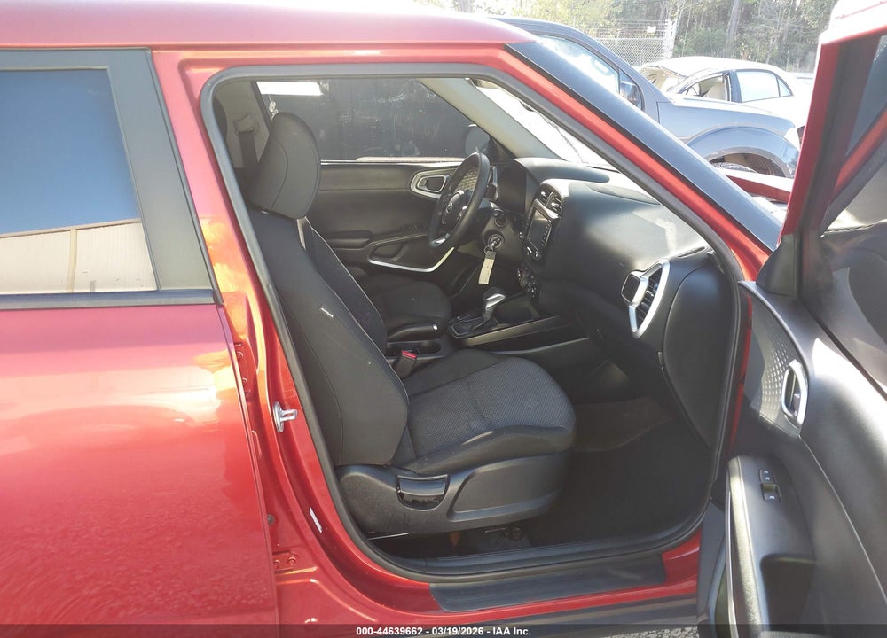 2021 KIA SOUL LX VIN: KNDJ23AU2M7793588