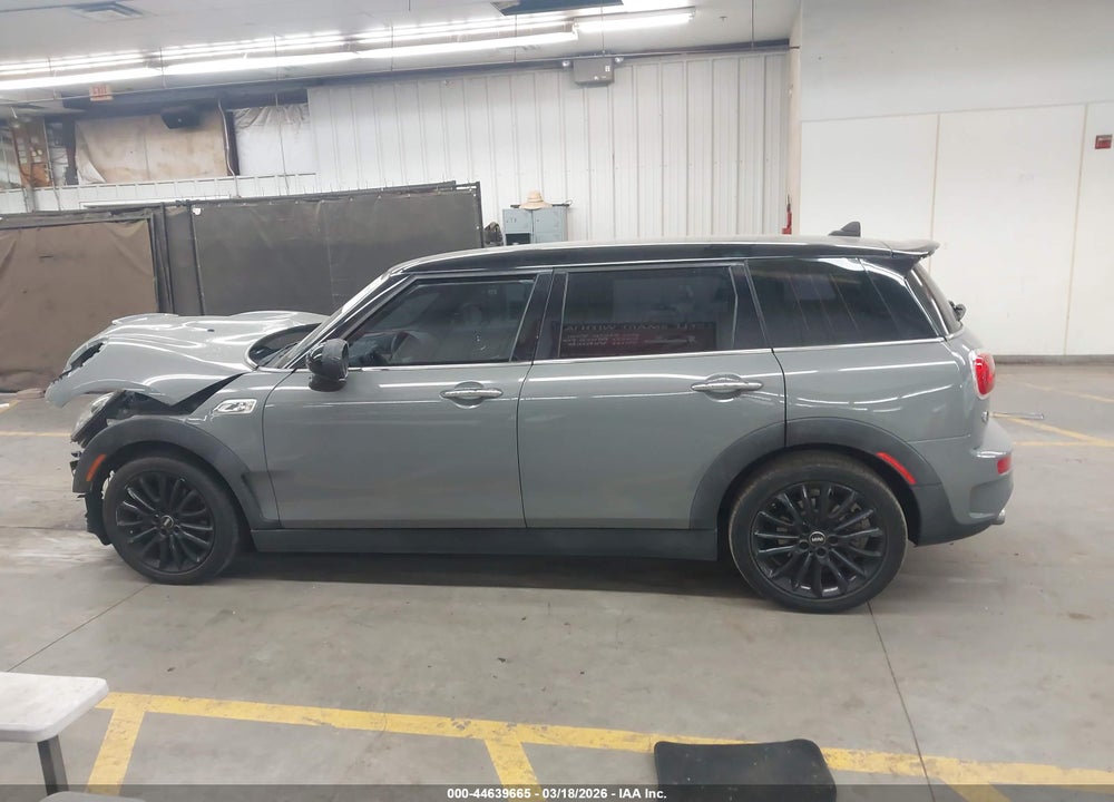 2016 MINI CLUBMAN COOPER S VIN: WMWLN9C52G2E48054