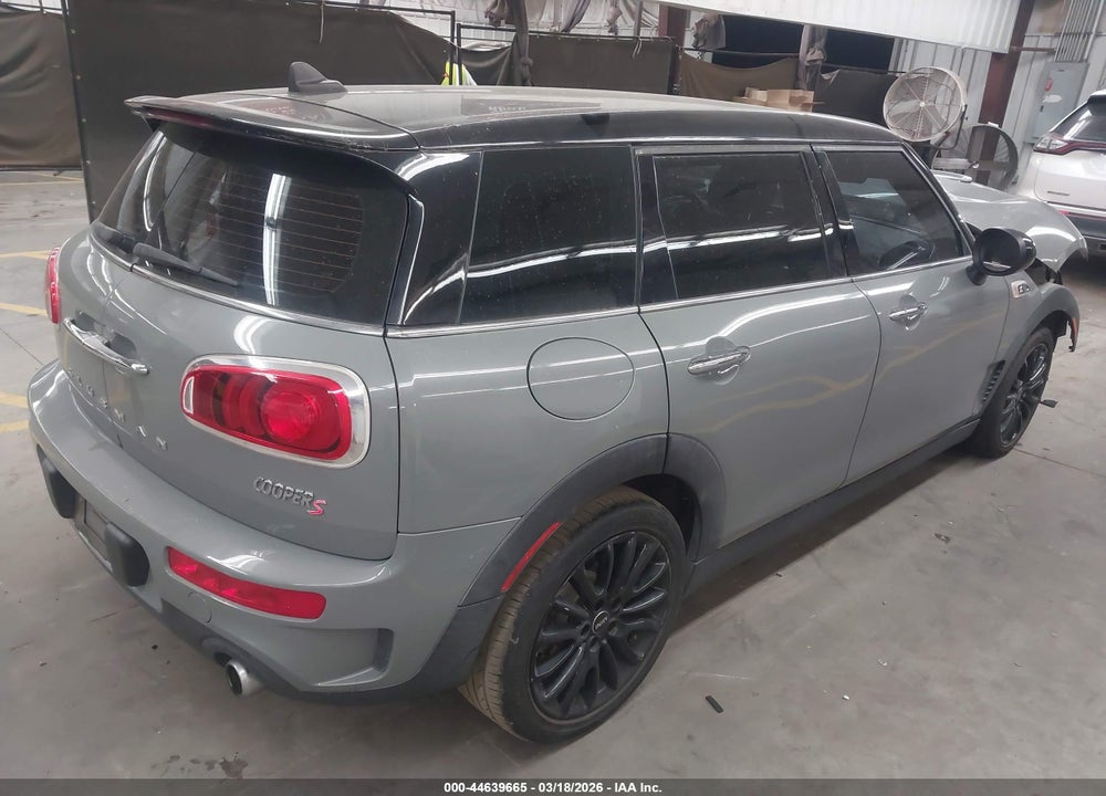 2016 MINI CLUBMAN COOPER S VIN: WMWLN9C52G2E48054