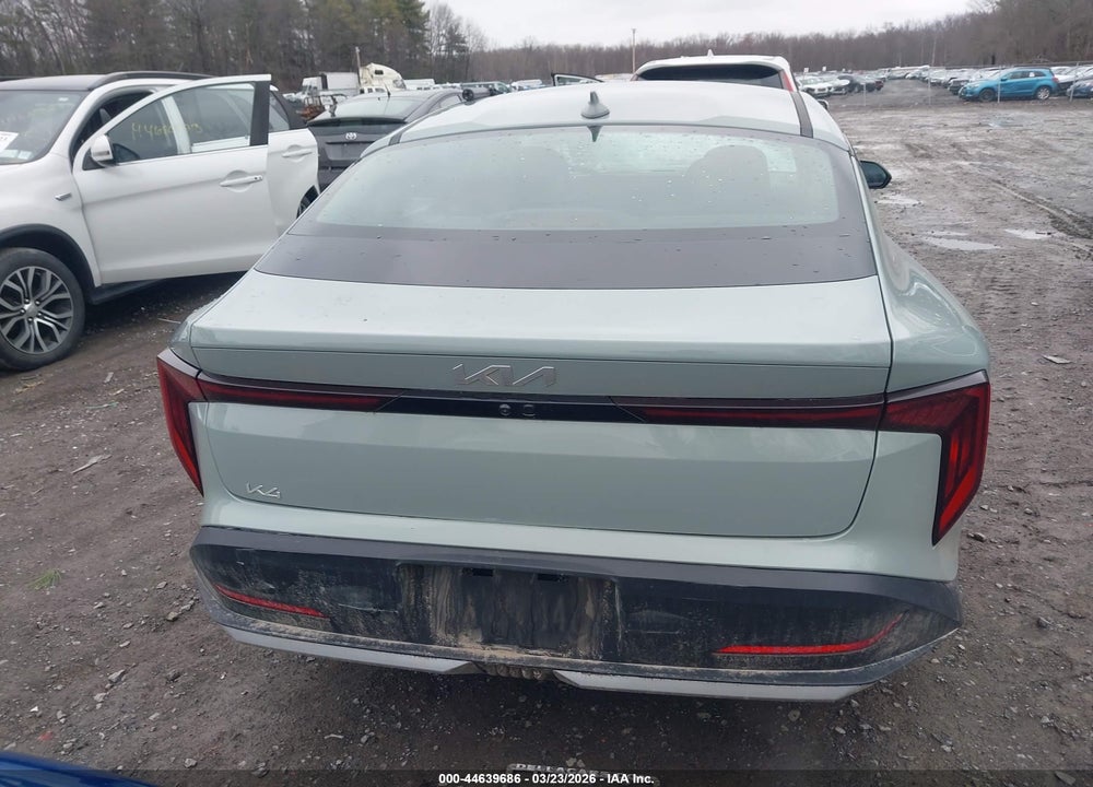 2025 KIA K4 LXS VIN: 3KPFT4DE2SE171826