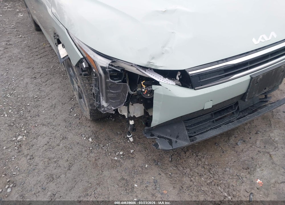 2025 KIA K4 LXS VIN: 3KPFT4DE2SE171826
