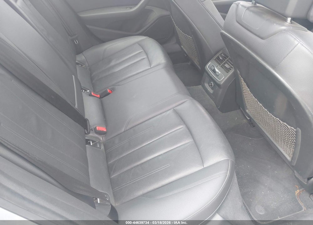2017 AUDI A4 2.0T PREMIUM VIN: WAUANAF42HN032420