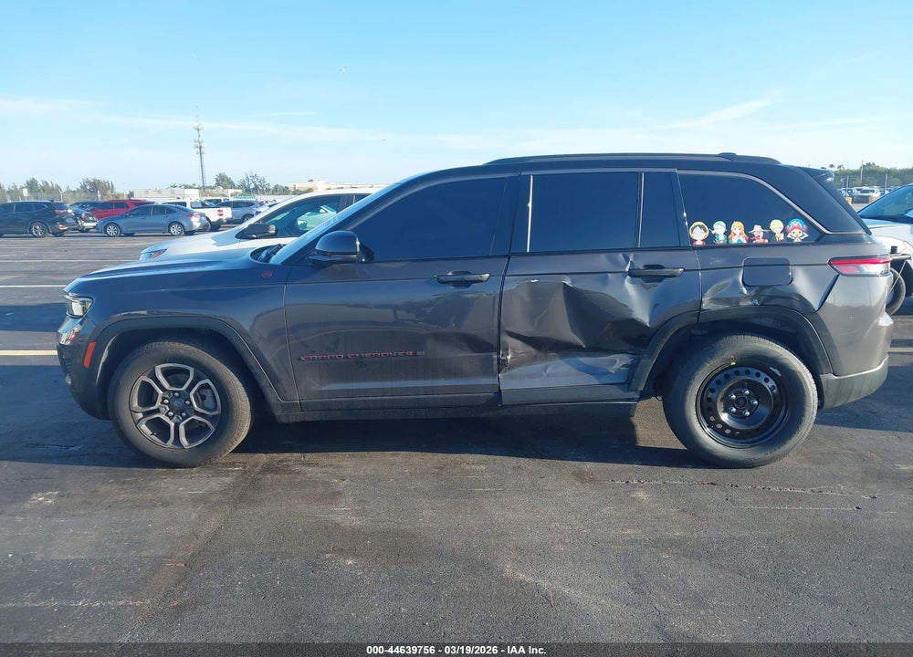 2022 JEEP GRAND CHEROKEE TRAILHAWK 4X4 VIN: 1C4RJHCG8N8627369