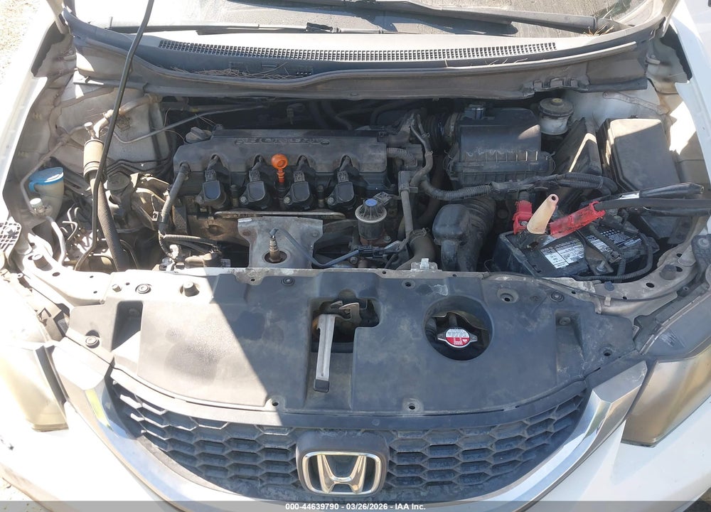2014 HONDA CIVIC LX VIN: 19XFB2F55EE028104