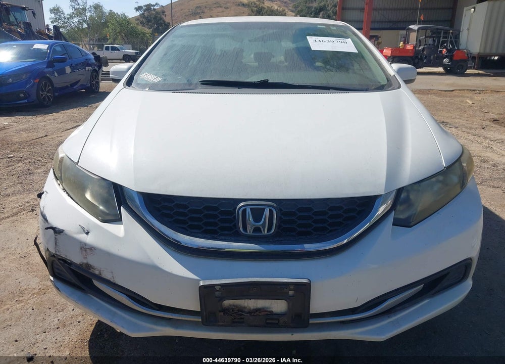 2014 HONDA CIVIC LX VIN: 19XFB2F55EE028104