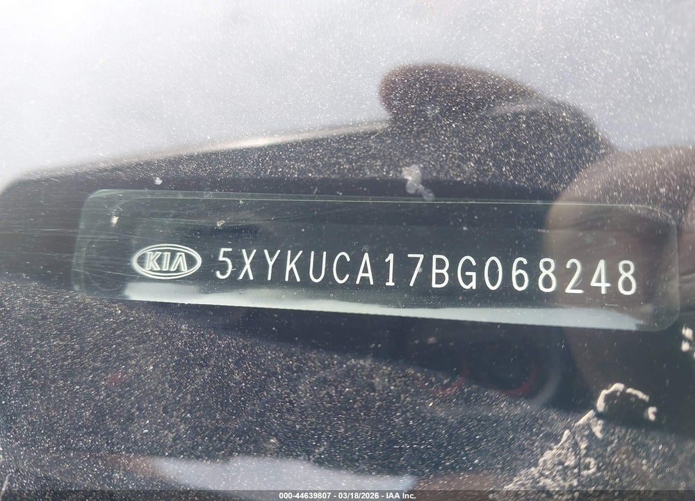 2011 KIA SORENTO EX VIN: 5XYKUCA17BG068248