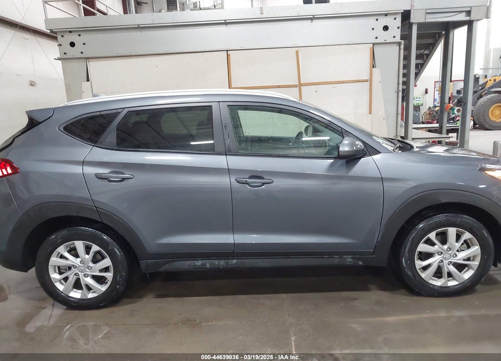 2019 HYUNDAI TUCSON VALUE VIN: KM8J3CA46KU011896