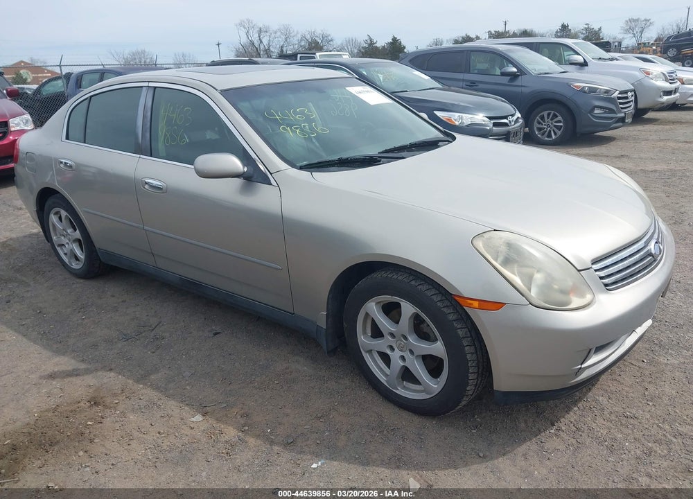 2004 INFINITI G35X VIN: JNKCV51F74M702294