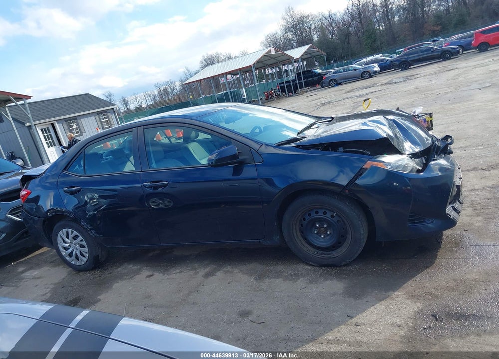 2017 TOYOTA COROLLA LE VIN: 2T1BURHE1HC854627