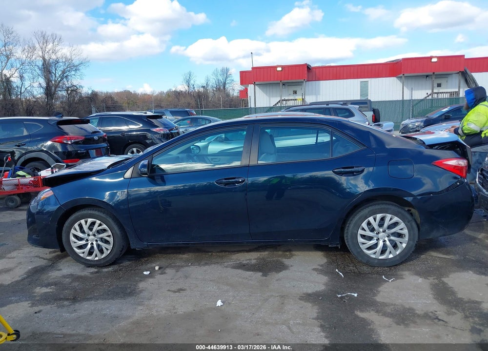 2017 TOYOTA COROLLA LE VIN: 2T1BURHE1HC854627