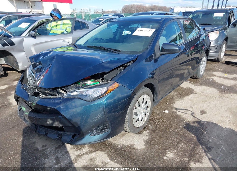 2017 TOYOTA COROLLA LE VIN: 2T1BURHE1HC854627