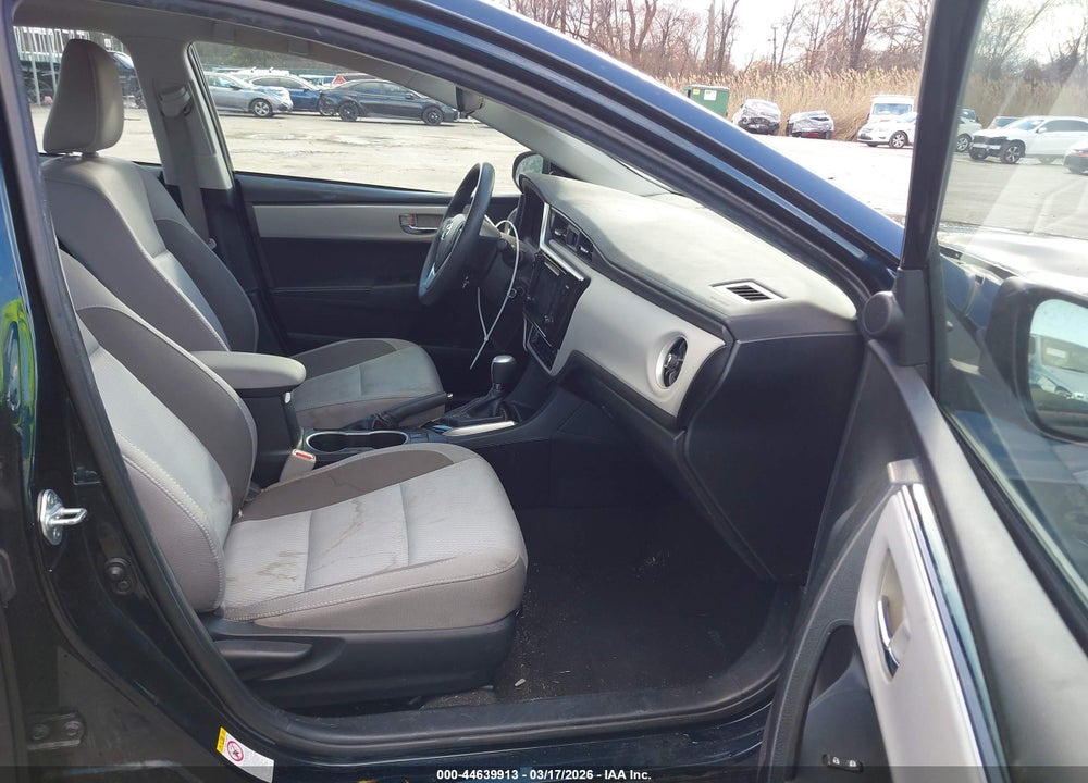 2017 TOYOTA COROLLA LE VIN: 2T1BURHE1HC854627