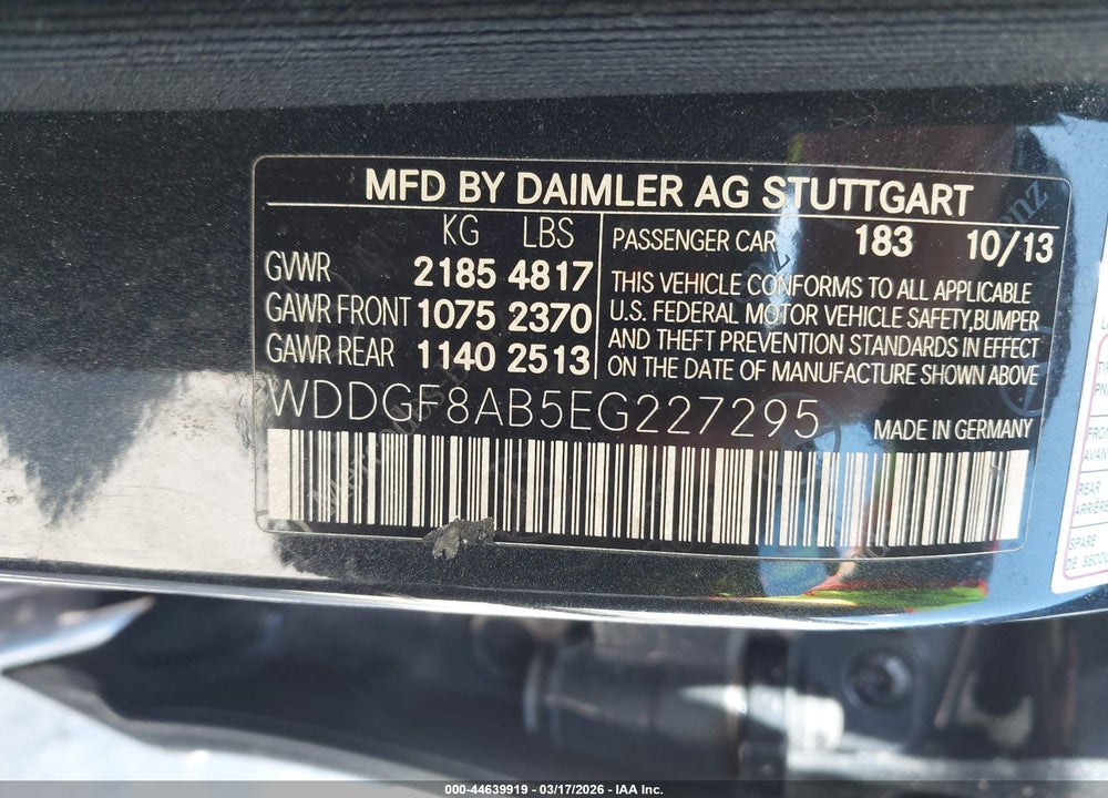 2014 MERCEDES-BENZ C 300 LUXURY 4MATIC VIN: WDDGF8AB5EG227295