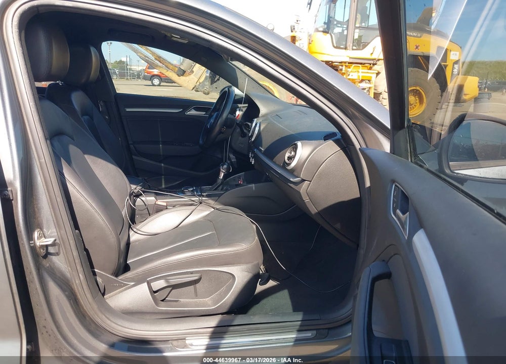 2017 AUDI A3 2.0T PREMIUM VIN: WAUB8GFF6H1063113