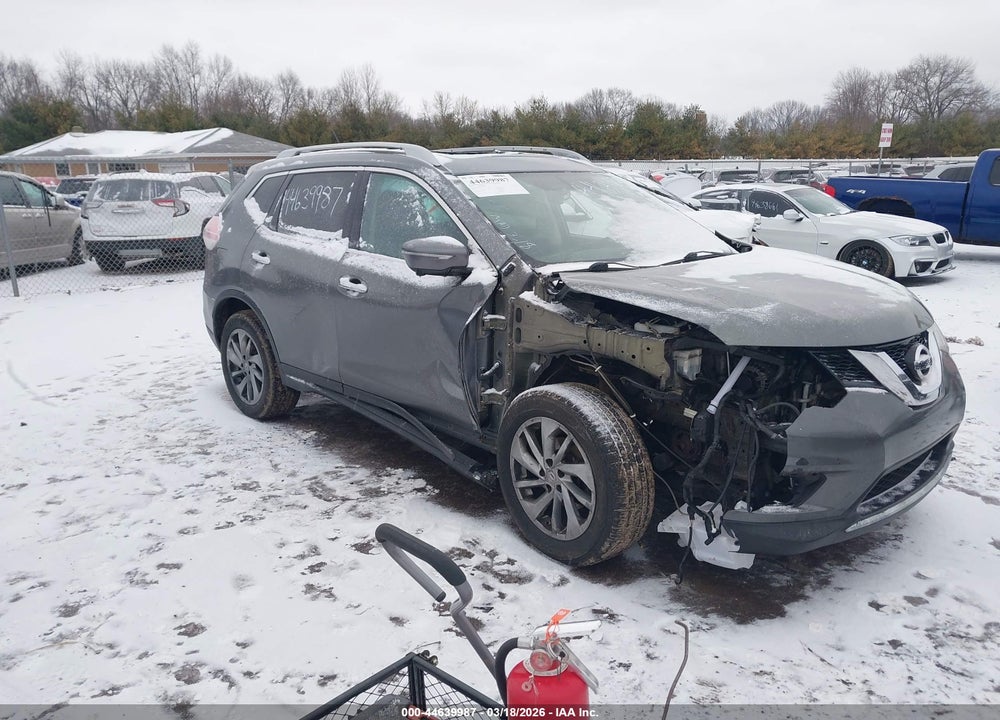 2015 NISSAN ROGUE SL VIN: 5N1AT2MV7FC808040