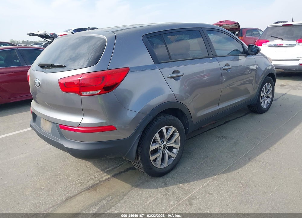 2016 KIA SPORTAGE LX VIN: KNDPB3AC3G7847292