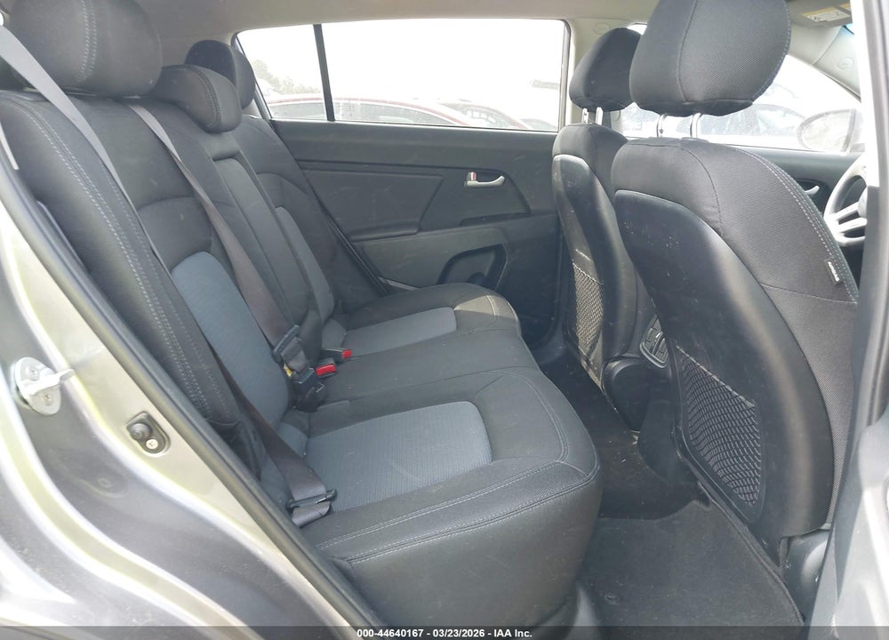 2016 KIA SPORTAGE LX VIN: KNDPB3AC3G7847292