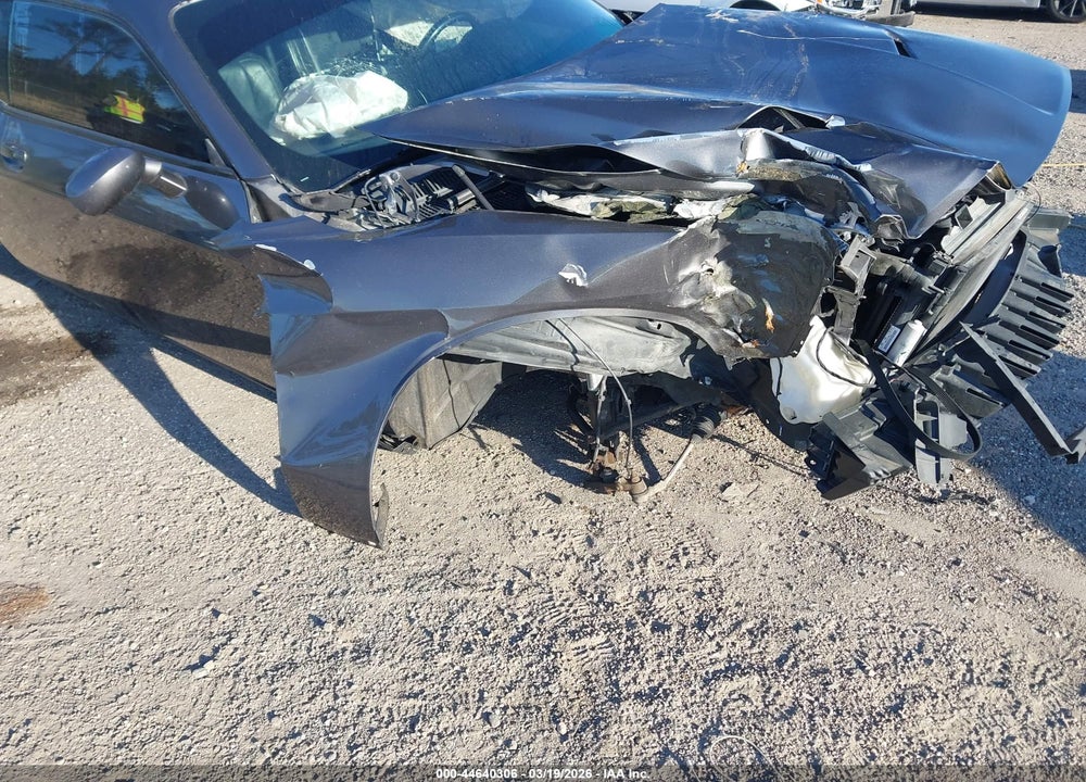 2015 DODGE CHALLENGER SXT PLUS VIN: 2C3CDZBG1FH706421