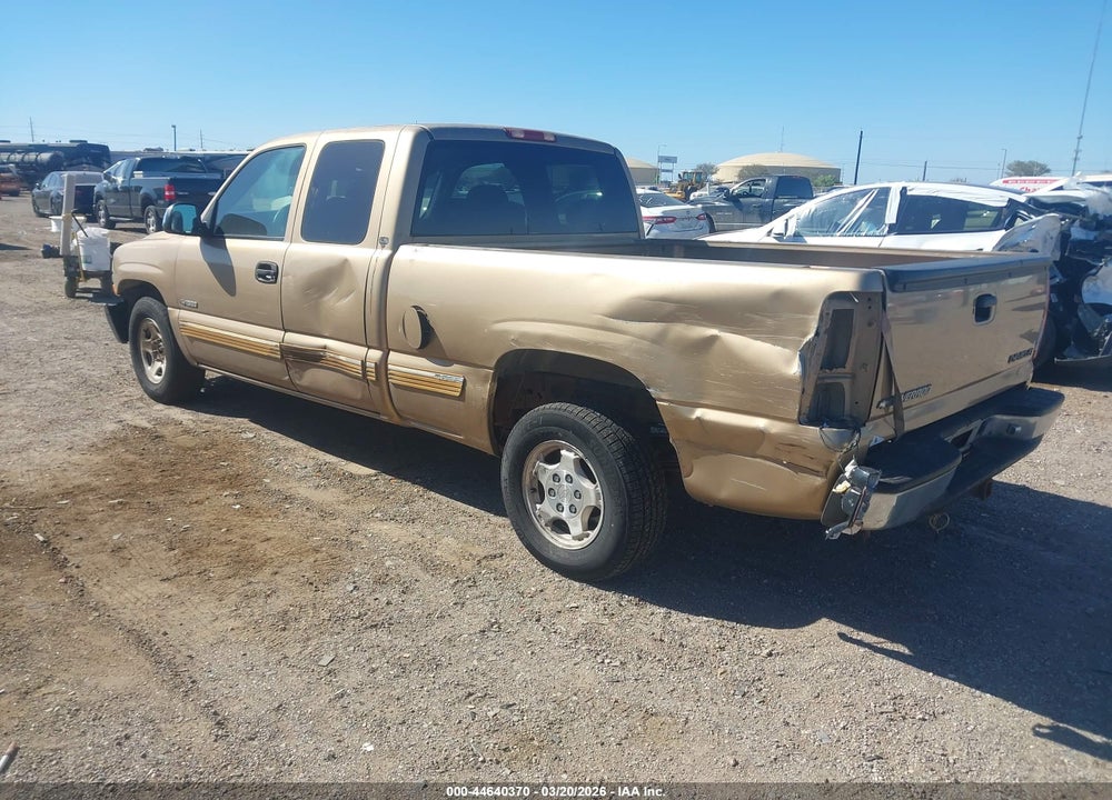2000 CHEVROLET SILVERADO 1500 LS VIN: 1GCEC19T7YZ308208