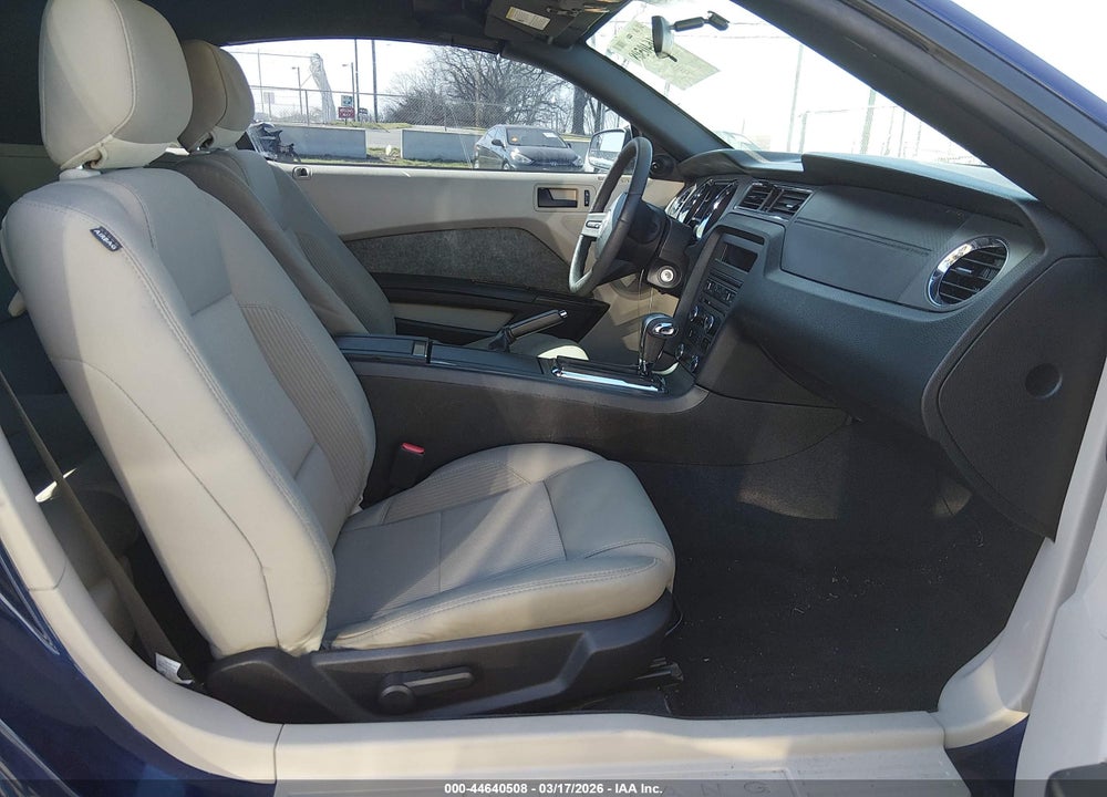 2011 FORD MUSTANG V6 VIN: 1ZVBP8EM8B5167854
