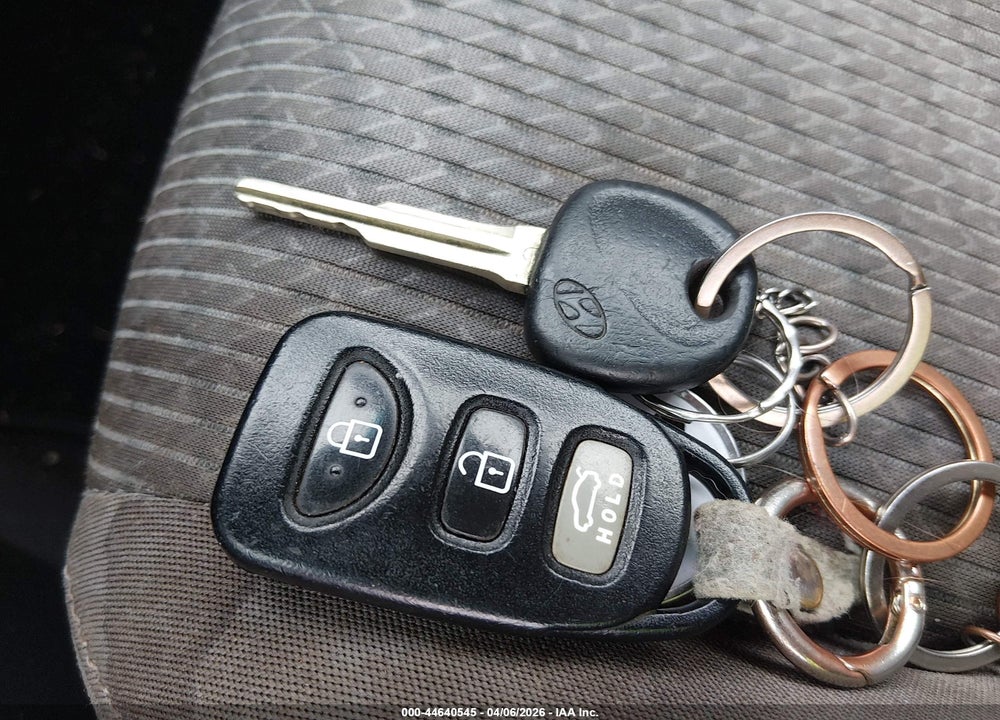 2013 HYUNDAI ELANTRA GS VIN: KMHDH6AE8DU006968