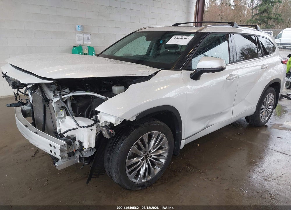 2023 TOYOTA HIGHLANDER PLATINUM VIN: 5TDKDRBH9PS004284