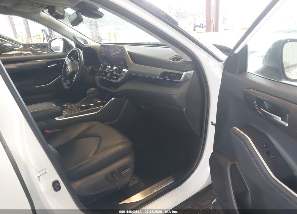 2023 TOYOTA HIGHLANDER PLATINUM VIN: 5TDKDRBH9PS004284