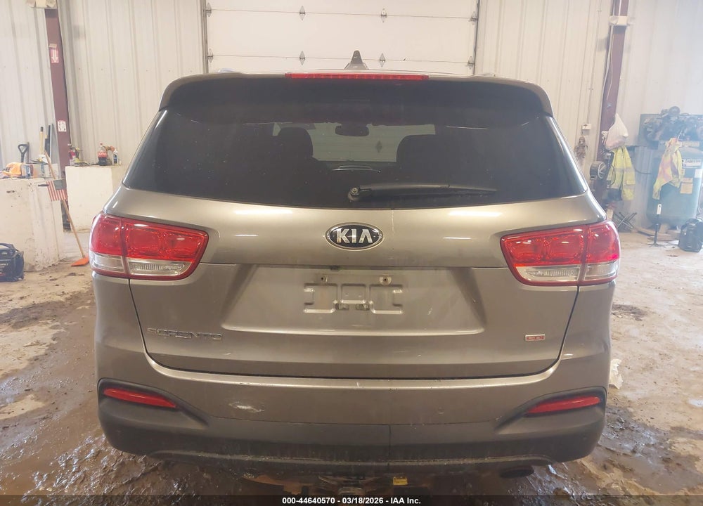 2018 KIA SORENTO 2.4L LX VIN: 5XYPGDA35JG426241