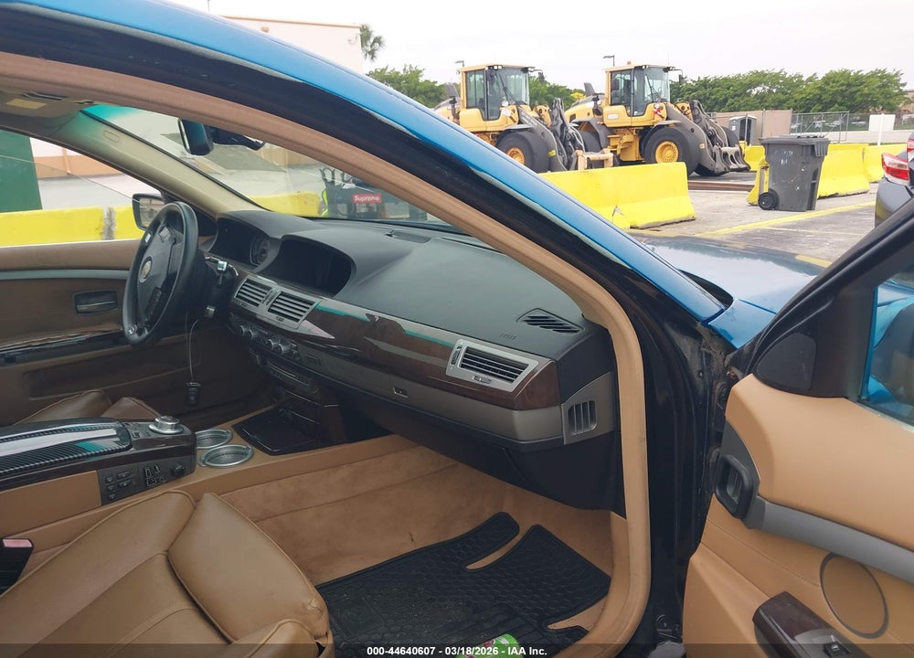 2007 BMW 7 SERIES VIN: WBAHL83517DT09640