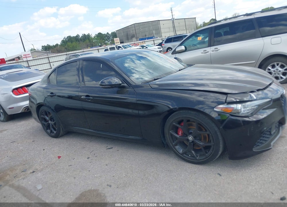 2020 ALFA ROMEO GIULIA SPORT RWD VIN: ZARFAMAN5L7630297