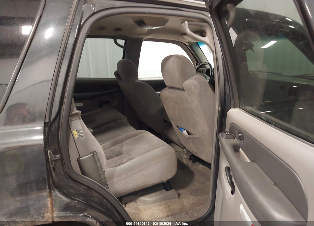 2003 CHEVROLET TAHOE LS VIN: 1GNEK13V93R197237