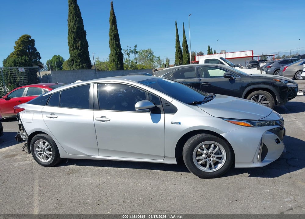 2021 TOYOTA PRIUS PRIME XLE VIN: JTDKAMFP3M3174070