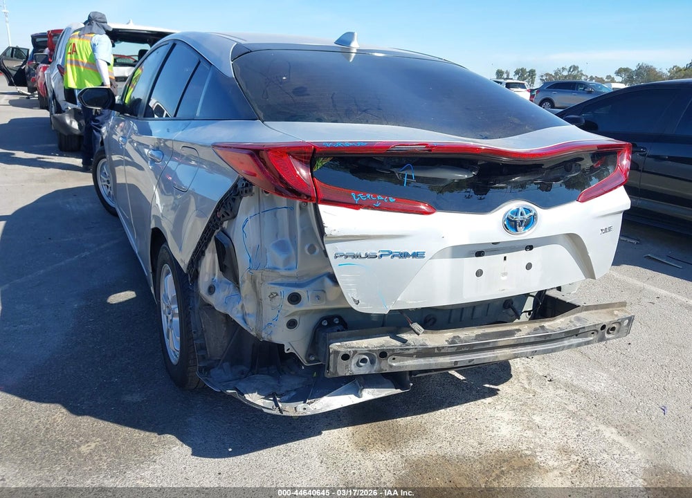 2021 TOYOTA PRIUS PRIME XLE VIN: JTDKAMFP3M3174070