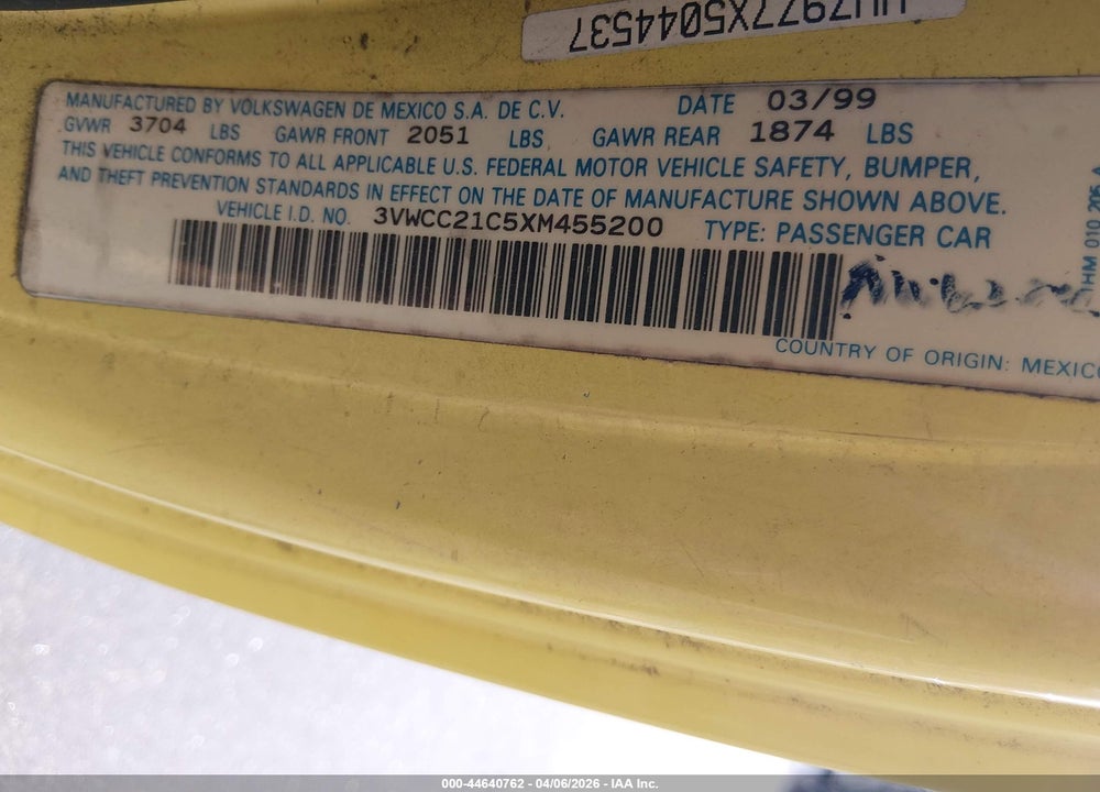 1999 VOLKSWAGEN NEW BEETLE GLS VIN: 3VWCC21C5XM455200