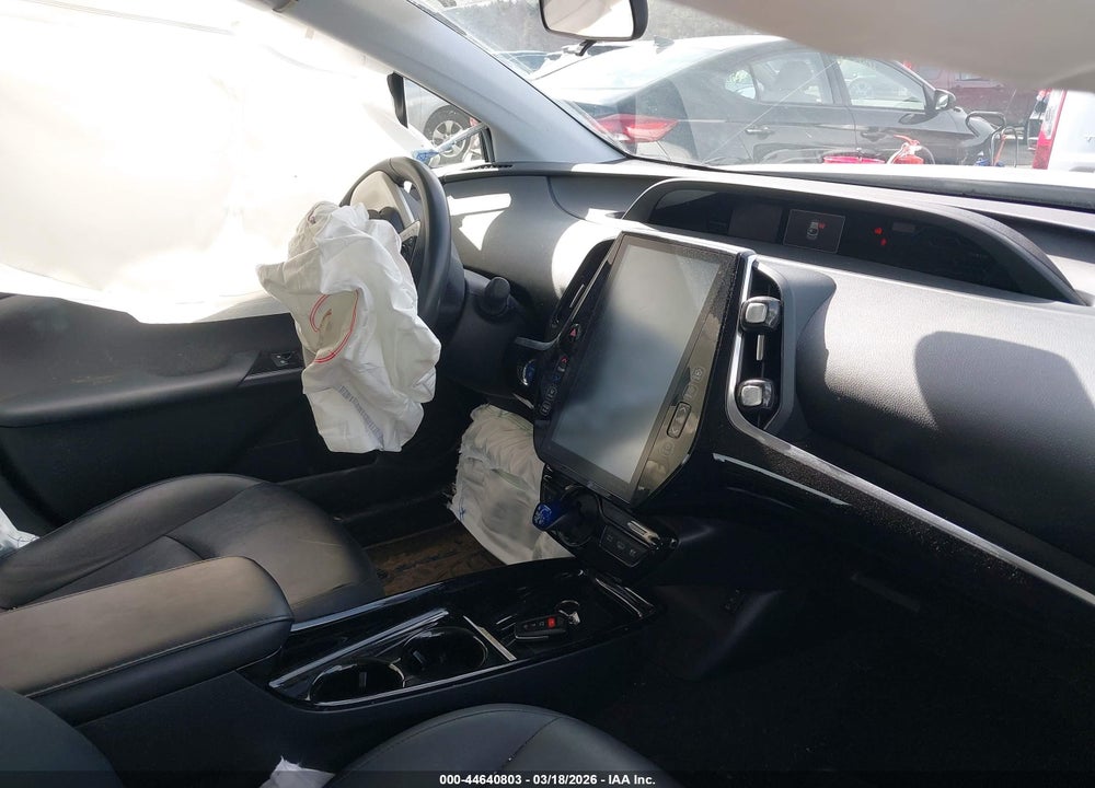 2017 TOYOTA PRIUS PRIME PREMIUM VIN: JTDKARFP5H3031947