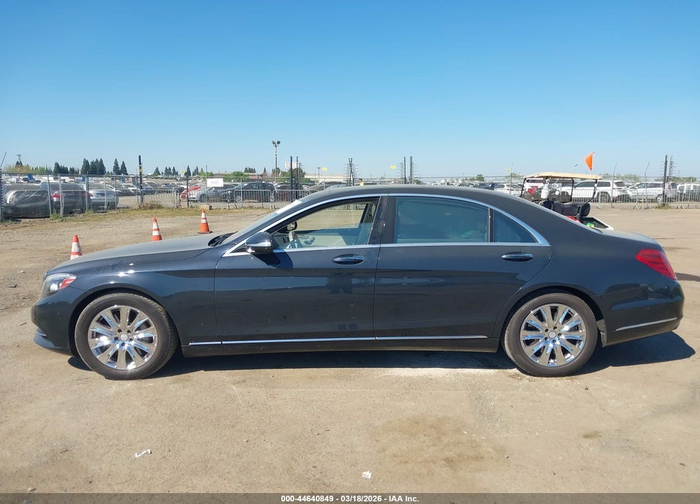 2015 MERCEDES-BENZ S 550 VIN: WDDUG8CB8FA187425