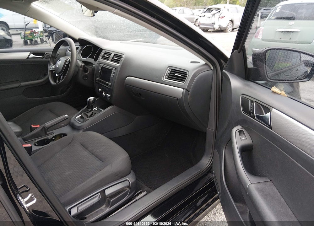 2016 VOLKSWAGEN JETTA 1.4T SE VIN: 3VWD67AJ9GM290078