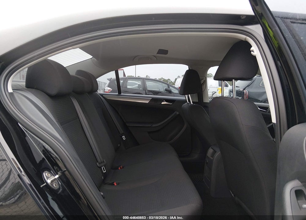 2016 VOLKSWAGEN JETTA 1.4T SE VIN: 3VWD67AJ9GM290078