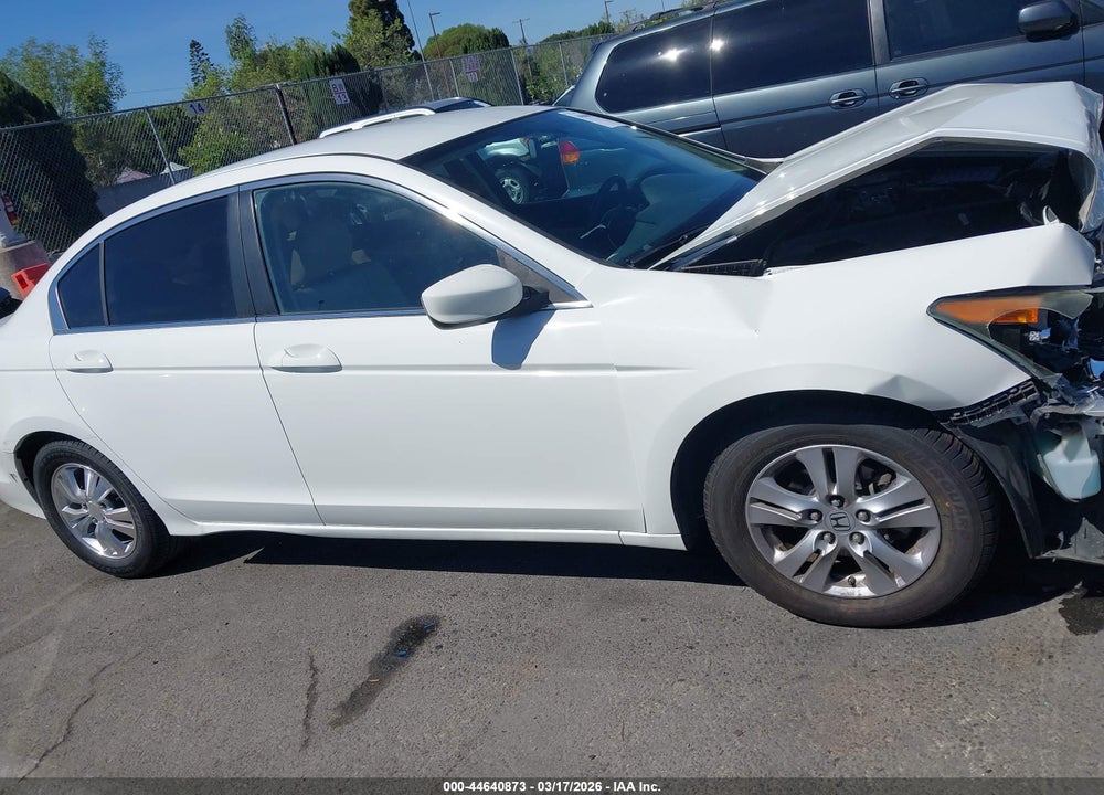 2011 HONDA ACCORD 2.4 SE VIN: 1HGCP2F68BA141042