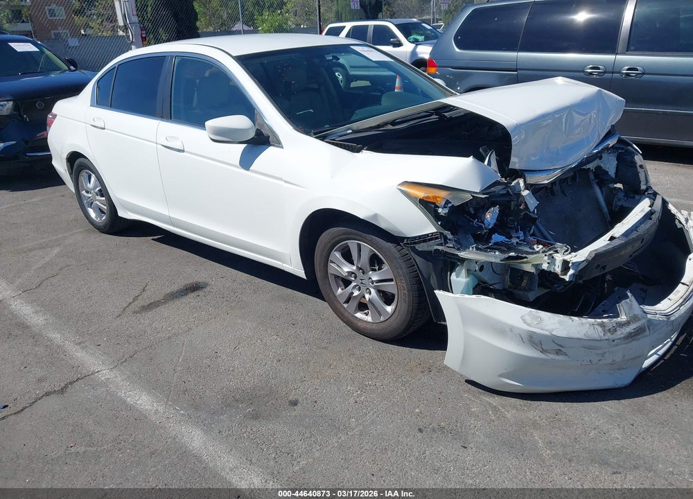 2011 HONDA ACCORD 2.4 SE VIN: 1HGCP2F68BA141042